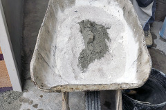 Cementu do malty dejte raději méně, jinak by se mohlo stát, že se malta po vytvrdnutí oddělí